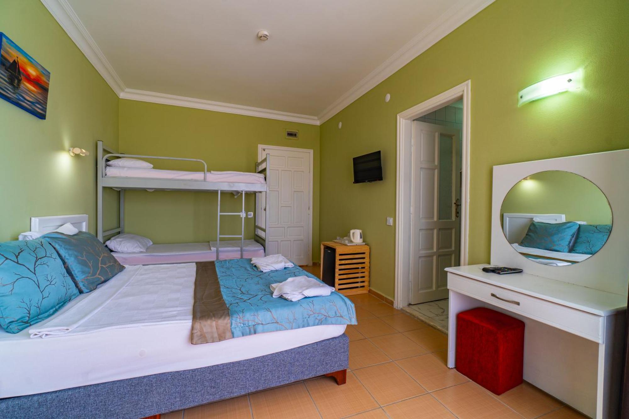 De Mare Family Hotel Konaklı Екстериор снимка