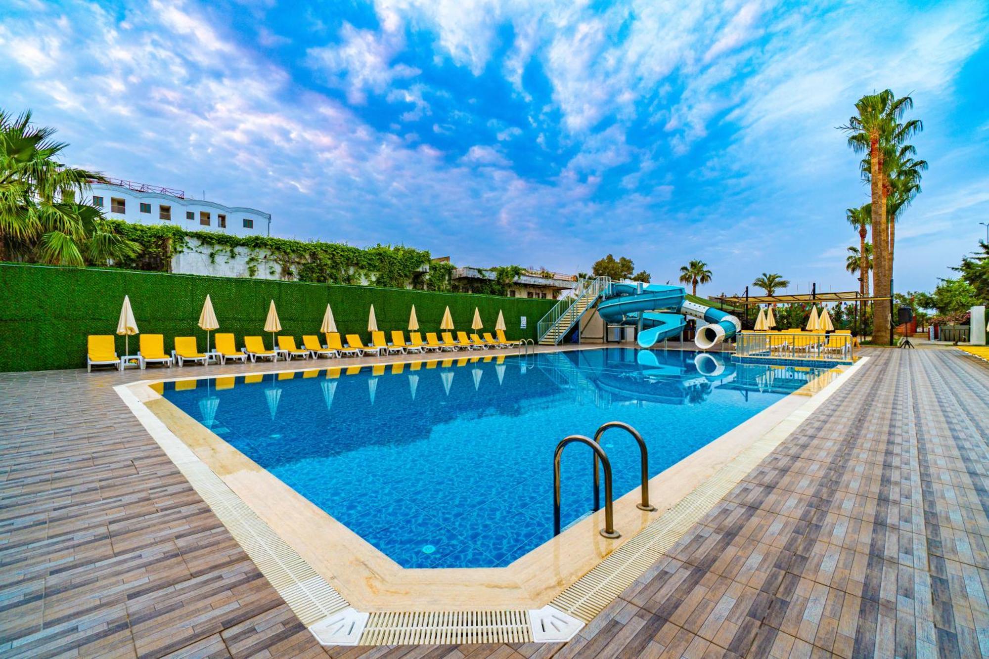 De Mare Family Hotel Konaklı Екстериор снимка