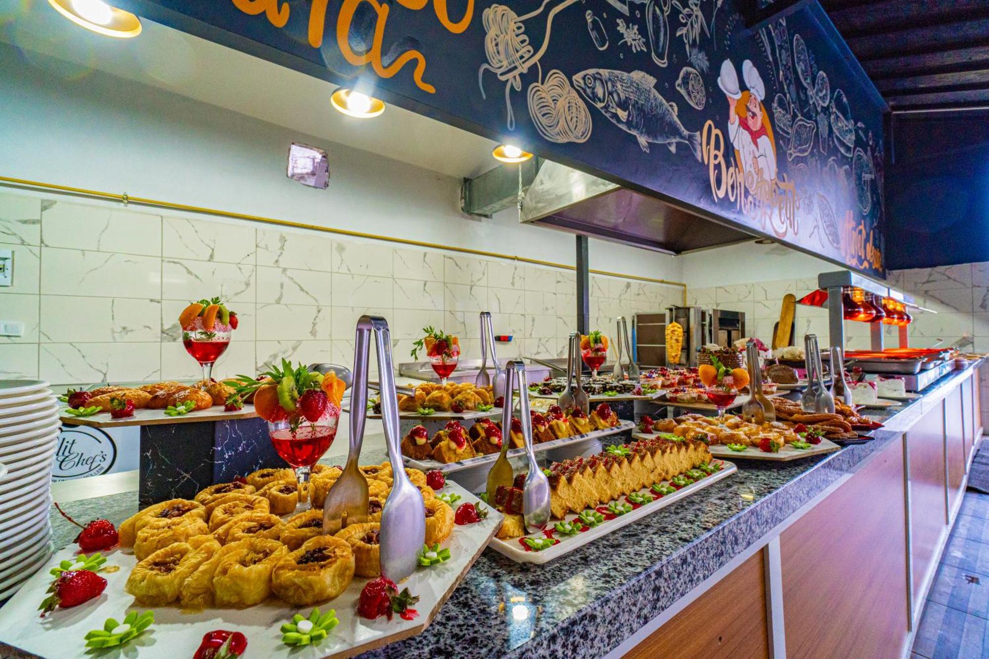 De Mare Family Hotel Konaklı Екстериор снимка